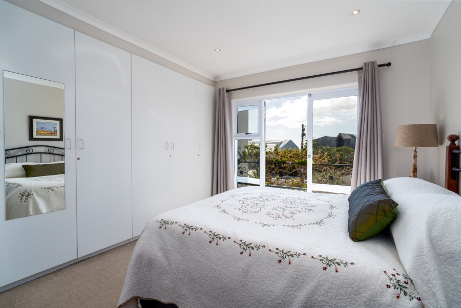 4 Bedroom Property for Sale in Kommetjie Western Cape
